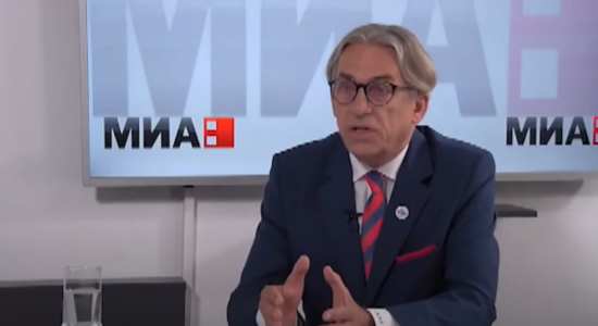 (VIDEO) Ambasadori polak: Po punojmë për afrimin e qëndrimeve të Shkupit dhe Sofjes