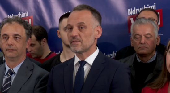 (VIDEO) Fetai akuzon Taravarin për mospunësimin dhe mosavancimin e shqiptarëve