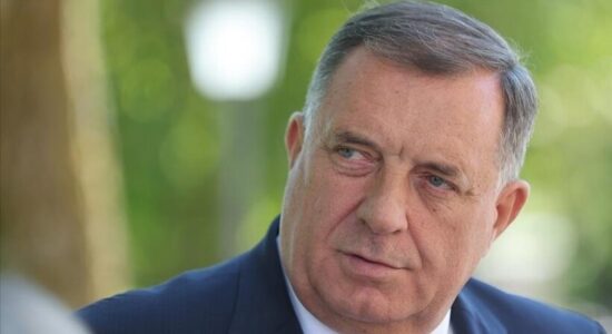 Dodik: Inteligjenca britanike “gërmon në Republikën Srpska dhe Serbi”, nuk dua që askush ta ndiejë luftën