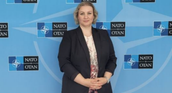 Jep dorëheqje zv/ministrja e Mbrojtjes, Elfete Ismaili