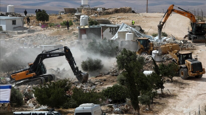 Izraeli rrëzon 25 struktura palestineze në Bregun Perëndimor të pushtuar