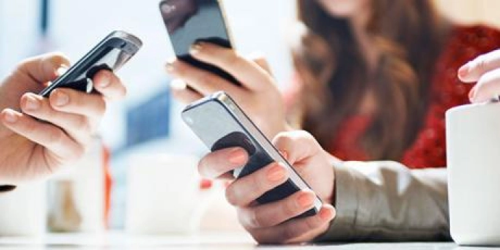 Nëse fiton licencë për një operator të tretë celular, 4iG paralajmërom shërbime deri në fund të vitit 2026