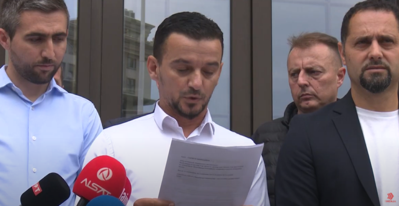 (VIDEO) Të punësuarit në Inspektoratin e Gjuhëve pesë muaj pa rroga