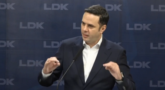 Abdixhiku merr “PO-në” nga Haradinaj për krijimin e Qeverisë së Tranzicionit