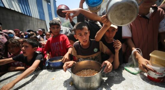 Numri i palestinezëve të vrarë nga sulmet izraelite në Gaza tejkalon 52.800