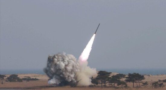 Grupi jemenas Houthi godet me raketë Aeroportin “Ben Gurion” në Tel Aviv