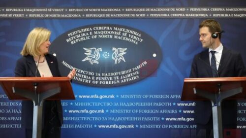 (VIDEO) Eurointegrimet, Rajzinger me mbështetje dhe porosi për Shkupin zyrtar