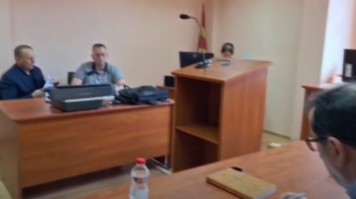 (VIDEO) Merko padit Qokun, kërkon dëmshpërblim për “dhimbje shpirtërore-psikologjike”