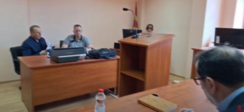 (VIDEO) Merko padit Qokun, kërkon dëmshpërblim për “dhimbje shpirtërore-psikologjike”