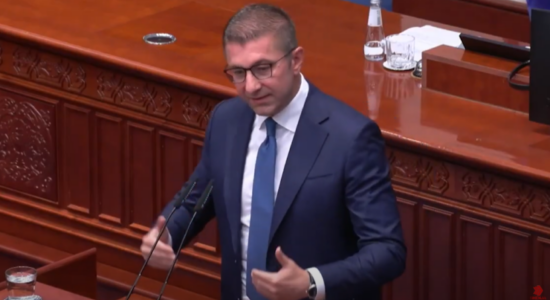 Mickoski propozon regjistrim elektronik vitin e ardhshëm, por e kushtëzon me një njësi zgjedhore