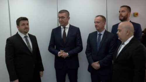 (VIDEO) Lëkundjet në qeveri, Mickoski: Taravari ka dy zgjidhje, ose me ne, ose me ata