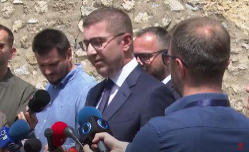 (VIDEO) Mickoski: Ahmeti ka rreth vetes milionerë, prandaj ka humbur!