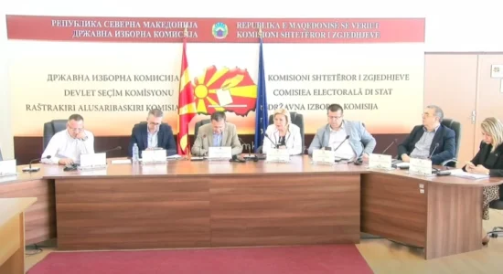 Valbona Adili Emini nga VLEN-i është deputetja e re në Kuvend pas dorëheqjes së Salim Sulejmanit