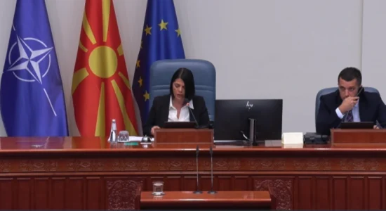 Kuvendi e konfirmoi dorëheqjen e deputetit Salim Sulejmani dhe shpalli pauzë