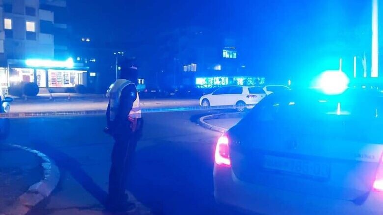 Tragjedi në Prizren: 24-vjeçari vdes në rrethana të dyshimta pasi dy të rinj ia shitën një pistolet