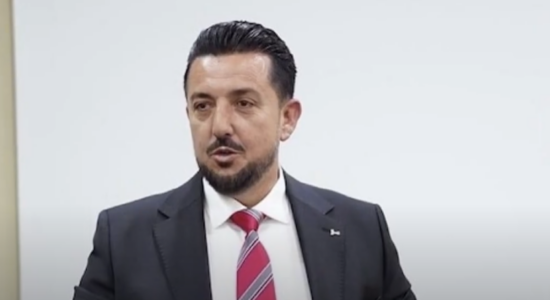 (VIDEO) Jep dorëheqje Salim Sulejmani, partia e Taravarit humb një deputet