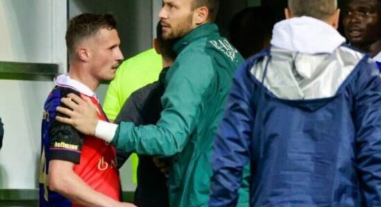 Taulant Xhaka i jep lamtumirën futbollit