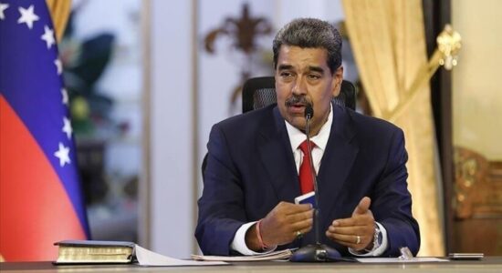 Venezuelë, Maduro njofton arrestimin e 50 personave që planifikonin sabotimin e zgjedhjeve