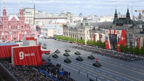 Rusia shënon Ditën e Fitores me paradë ushtarake në Moskë