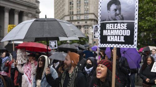 New York, mbahet protestë për lirimin e aktivistit palestinez Mahmoud Khalil