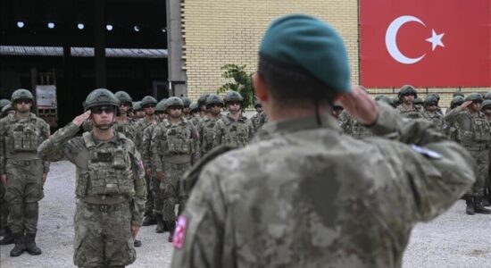 Turqia do të marrë komandën e KFOR-it për herë të dytë në tetor 2025