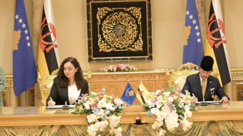 Brunei ia heq vizat Kosovës