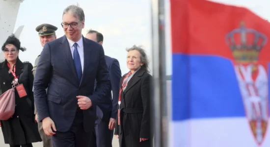 BE për vizitën e Vuçiqit në Rusi: Të përmbahet nga legjitimimi i agresionit