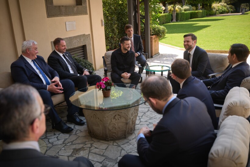 Zelensky në takim me Vance dhe Rubio: Theksova rëndësinë e një armëpushimi të plotë