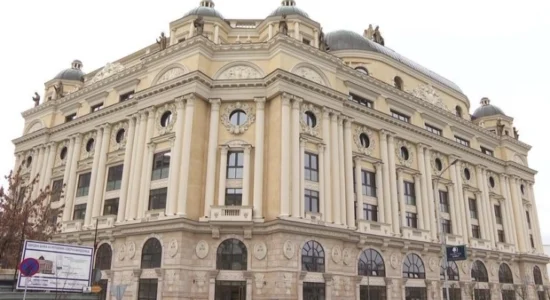 Takim në Kuvend për pagat e Inspektoratit për gjuhët, zgjidhja ende në pritje