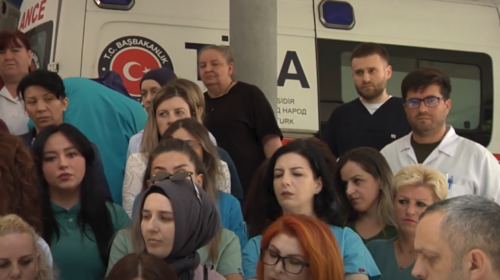 (VIDEO) Disa muaj pa paga, sërish protestuan infermieret e Spitalit Klinik të Tetovës