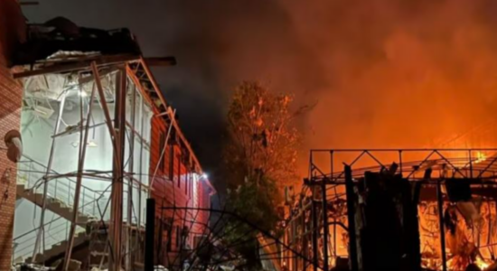 Rusia i kthen Ukrainës trupat e 1200 personave të vrarë
