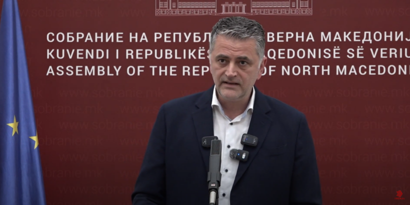 (VIDEO) Ligji i gjuhëve, Fronti Europian dorëzoi interpelancë kër kryetarin e kushtetueses