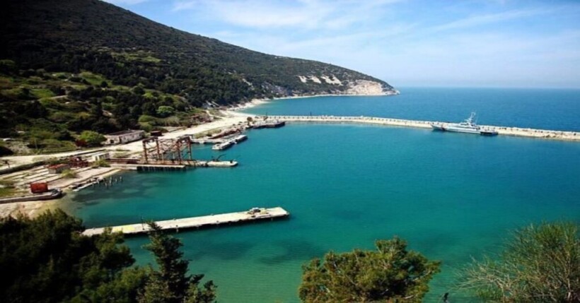 Shqipëria bëhet aksionare në resortin e dhëndrit të Trumpit në Sazan