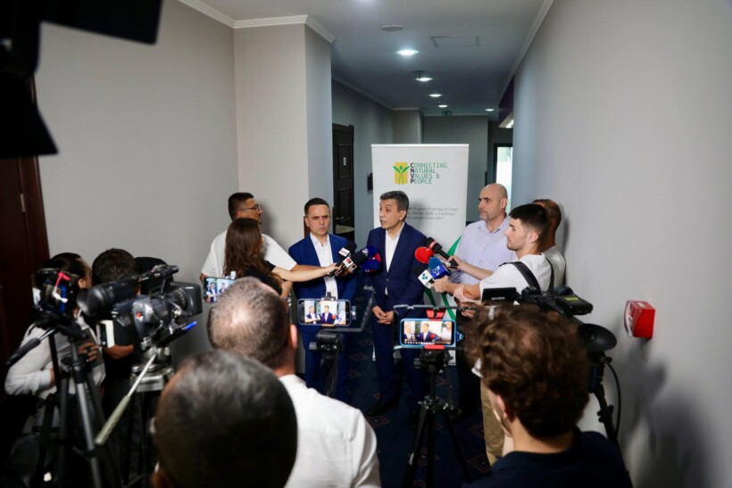 (VIDEO) Përfaqësimi i shqiptarëve, Mexhiti sfidon opozitën shqiptare në debat publik