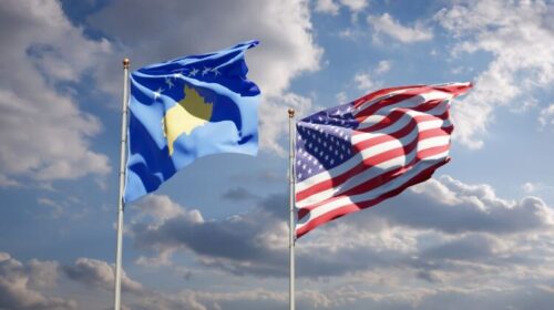 SHBA uron Kosovën: Jeni vendi i parë në Europë që pranoni shtetas të huaj nga Amerika