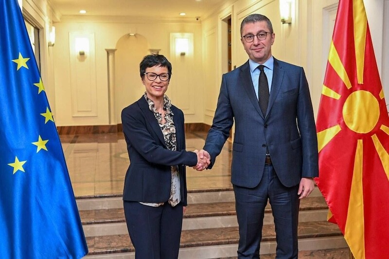 Eurokomisionerja për zgjerim, Marta Kos mbërriti në Shkup