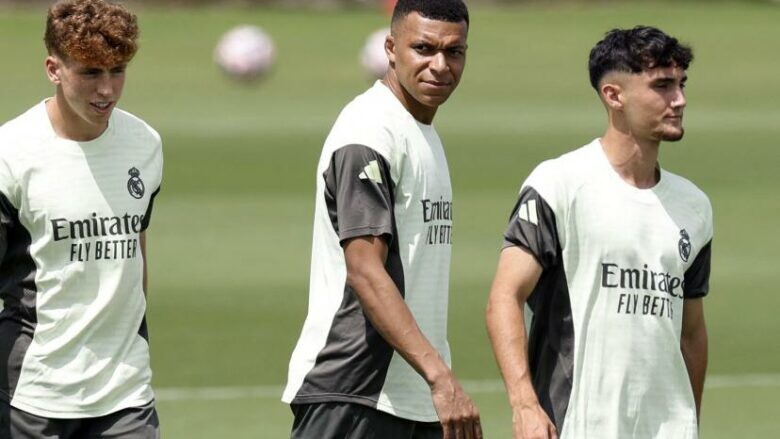 Mbappe do të luaj ndaj Juventusit, por ende ka një dyshim nëse do të jetë titullar