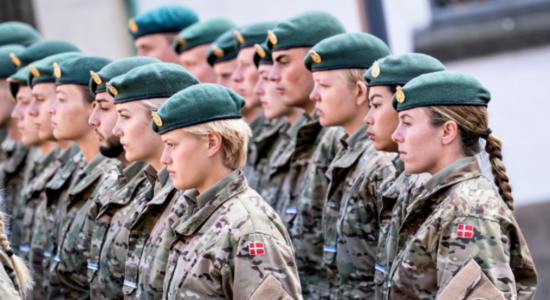Danimarka njofton shërbimin e detyrueshëm ushtarak për gratë