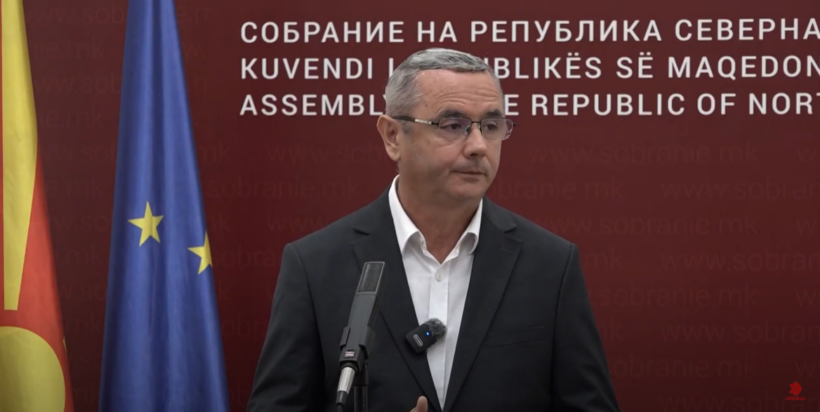 (VIDEO) Vendimi i kushtetueses për jorezidentët, Rexhepi: U hoq një diskriminim i rëndë