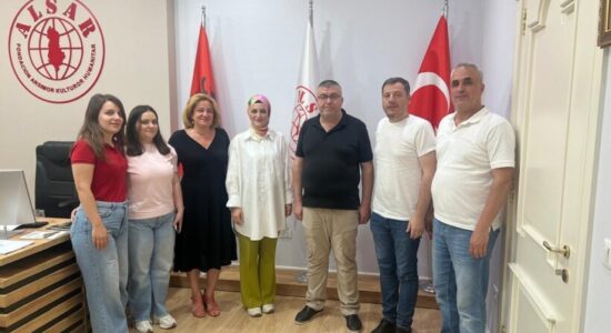 Kryetari i Fondacionit ALSAR priti një grup akademik nga RMV dhe Kosova