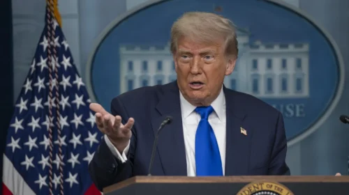 Trump mohon kontaktet me Teheranin pas sulmeve: “Nuk i ofrova asgjë Iranit”