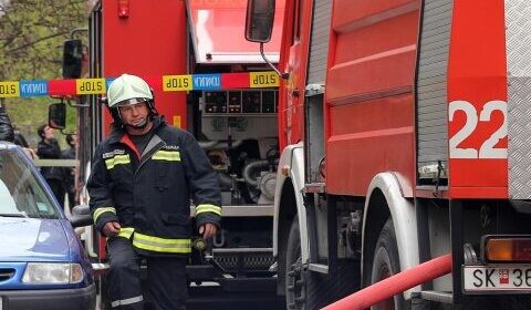(VIDEO) Në prag të zjarreve, VLEN do të angazhojë 400 zjarrfikës të rinj