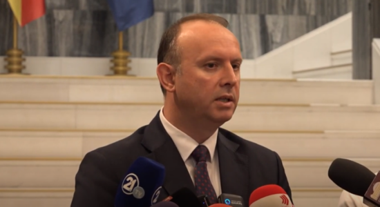 (VIDEO) Gashi: Brenda VLEN-it mbizotëron uniteti, Murat: Fronti Evropian fitues absolut