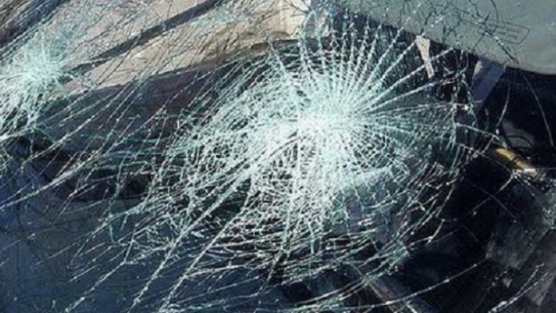 Aksident në autostradën Tetovë-Gostivar, humb jetën 33 vjeçarja teksa gjashtë persona janë të lënduar