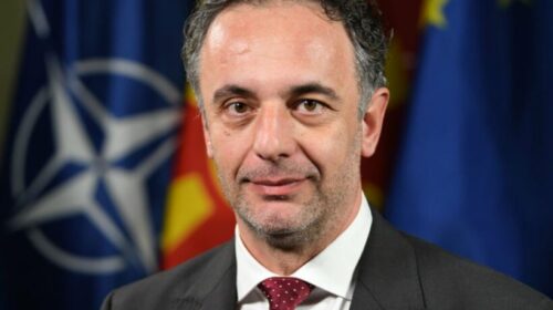 (VIDEO) Aziri ministër i shëndetësisë, përplasen partitë shqiptare