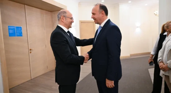 Takim i kryetarit Gashi me ministrat e Energjetikës dhe Punëve të Jashtme të Azerbajxhanit