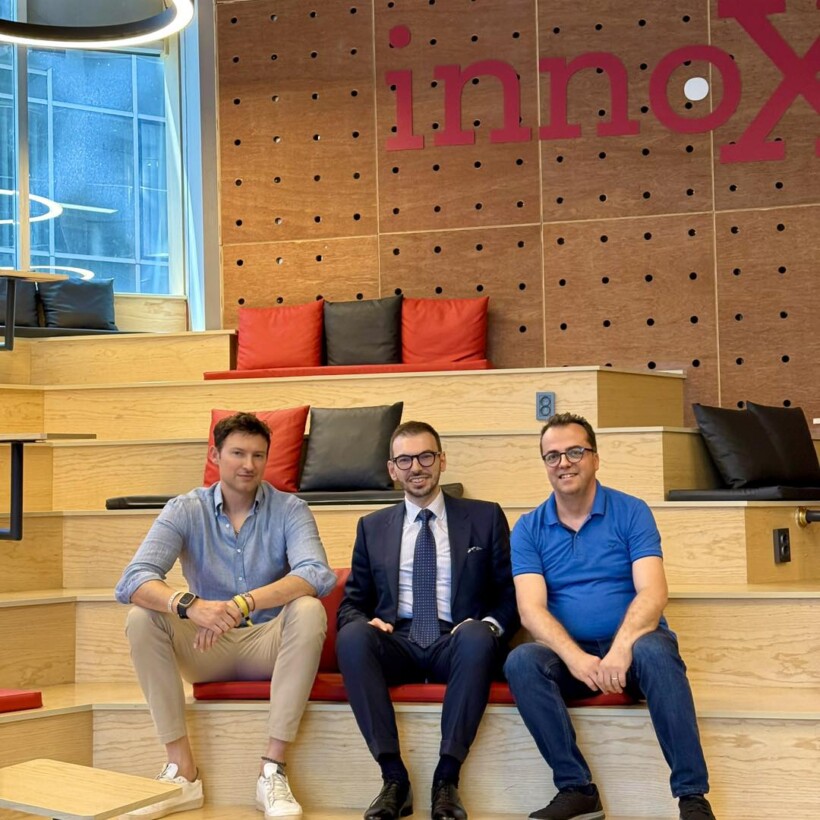 Ambasadori italian dhe ai shqiptar vizitojnë Innox