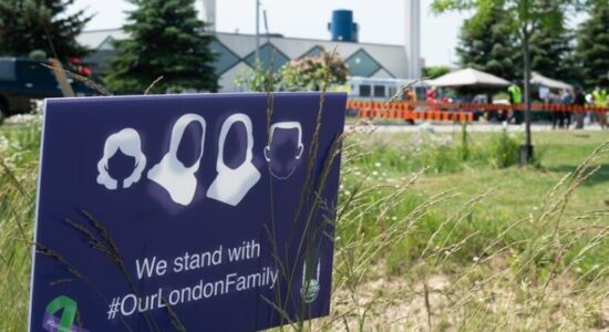Kanadaja përkujton familjen muslimane të vrarë në sulmin terrorist të vitit 2021