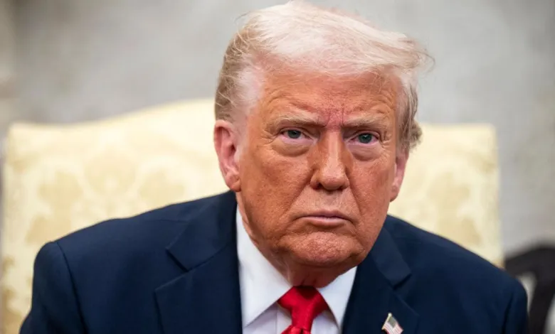 Trump ndalon udhëtimin në SHBA për 12 shtete