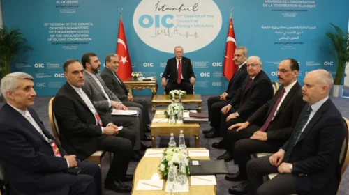 Erdoğan takon kryediplomatin iranian Araghchi për të diskutuar konfliktin Izrael-Iran